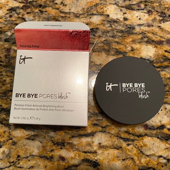 It Cosmetics Bye Bye Pores Blush - Picture 6 of 9